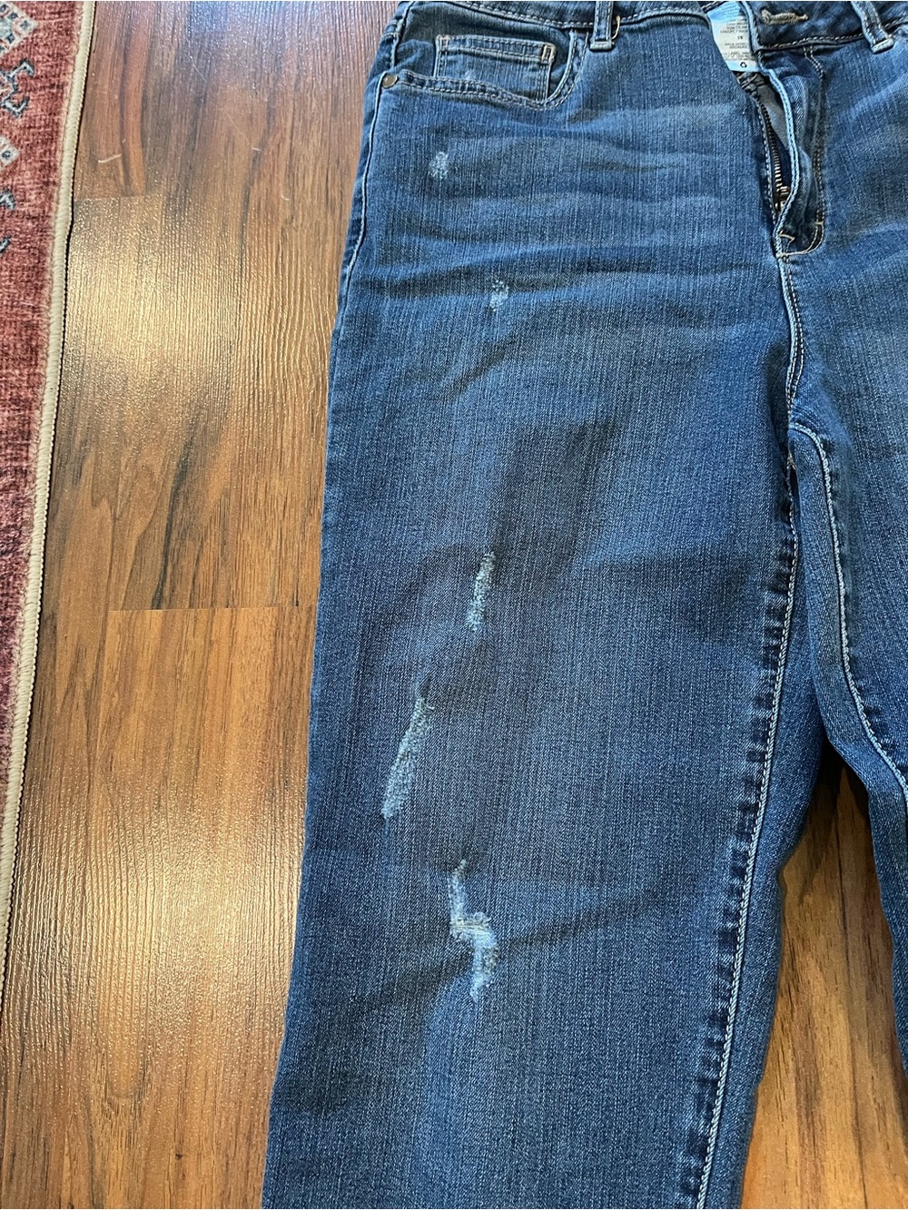Time and Tru Destressed Women's Straight-Leg Jeans Read - Picture 2 of 8